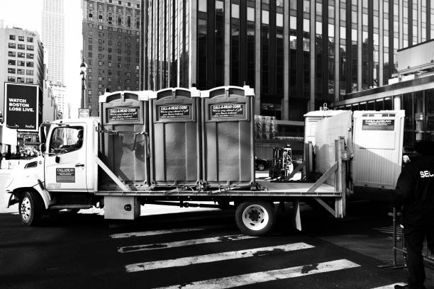 Best Best portable toilet rental  in West Glendive, MT